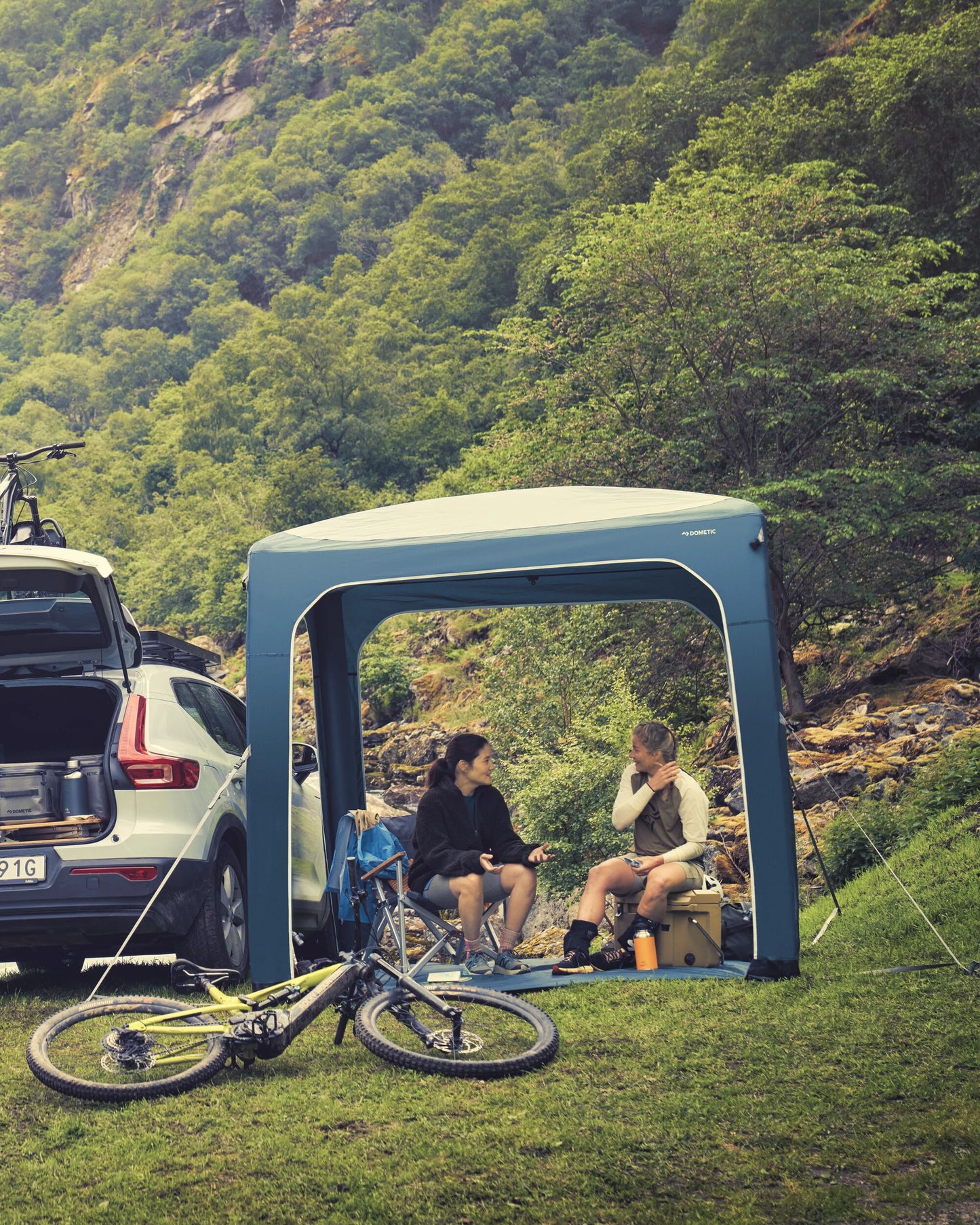 Dometic Hub 2.0 - Charcoal