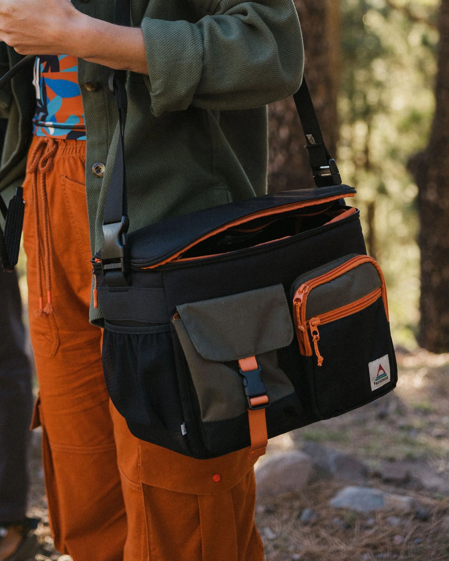 Womens_Boondocker Recycled Camera Bag - True Black/ Khaki - Lifestyle