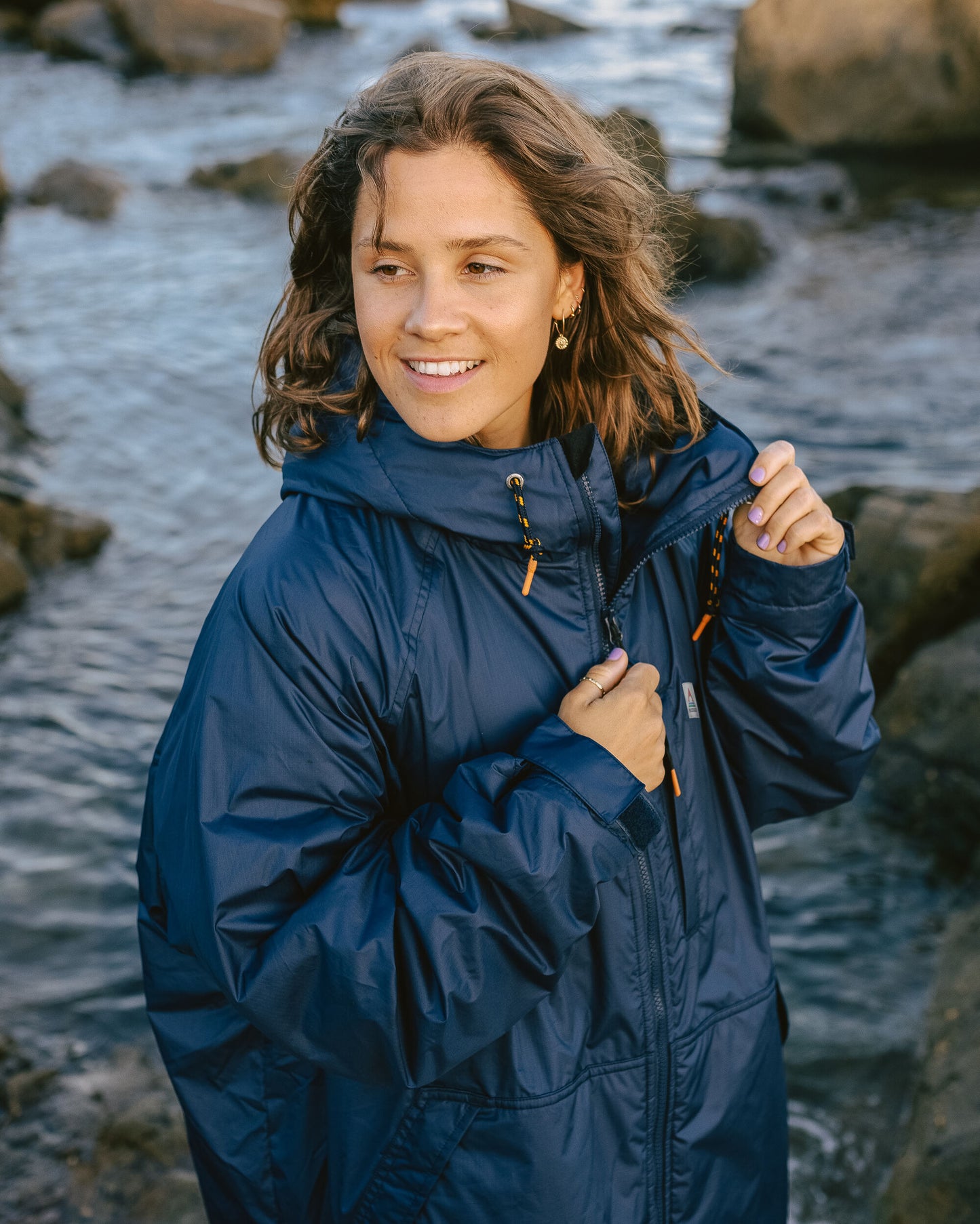 Womens_Waves Recycled Sherpa Lined Changing Robe - Rich Navy
