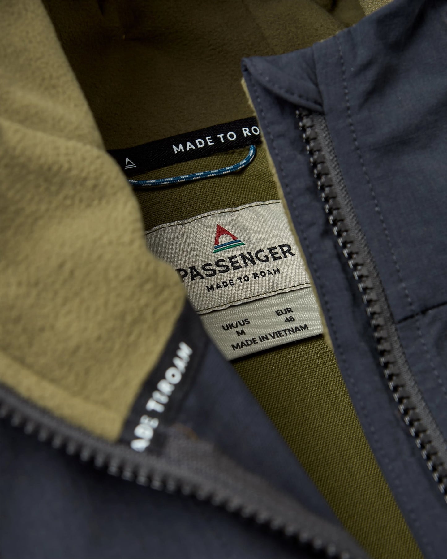 Roamer Light Recycled Softshell Jacket - Black/Khaki - Flatlay