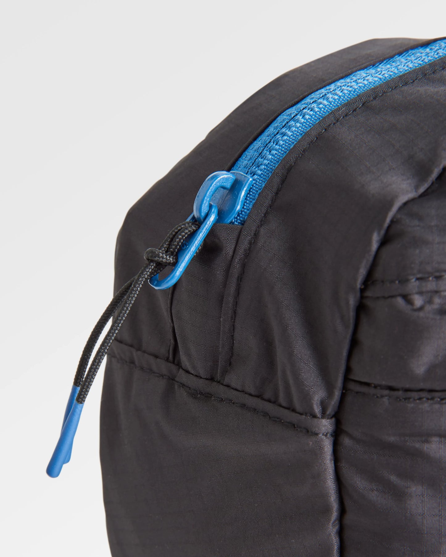 Trail Light Recycled Packable Hip Pack - Black