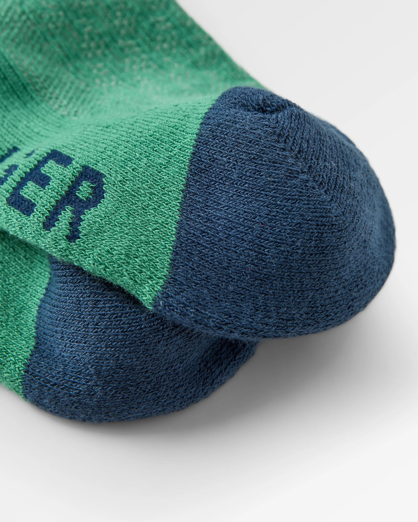 Classic Roamer Trainer Socks - Arctic - Flatlay