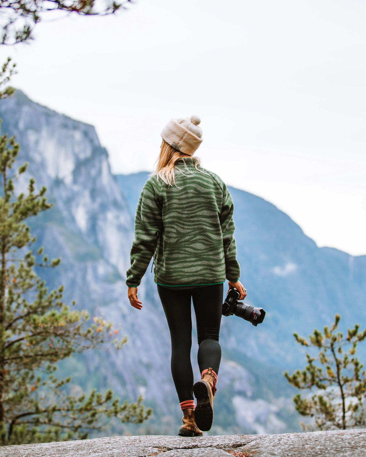 Fairbanks Full Zip Recycled Sherpa Fleece - Strata Fir Tree - Lifestyle