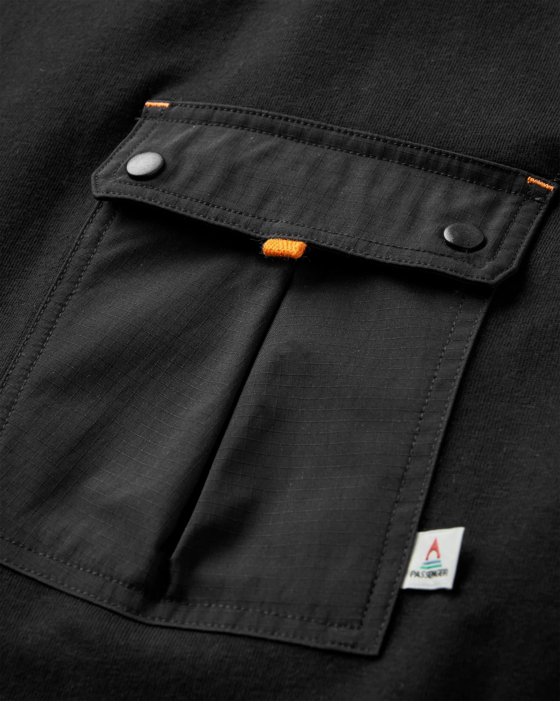 Travel Pocket Relaxed Fit T-Shirt - Black - Flatlay