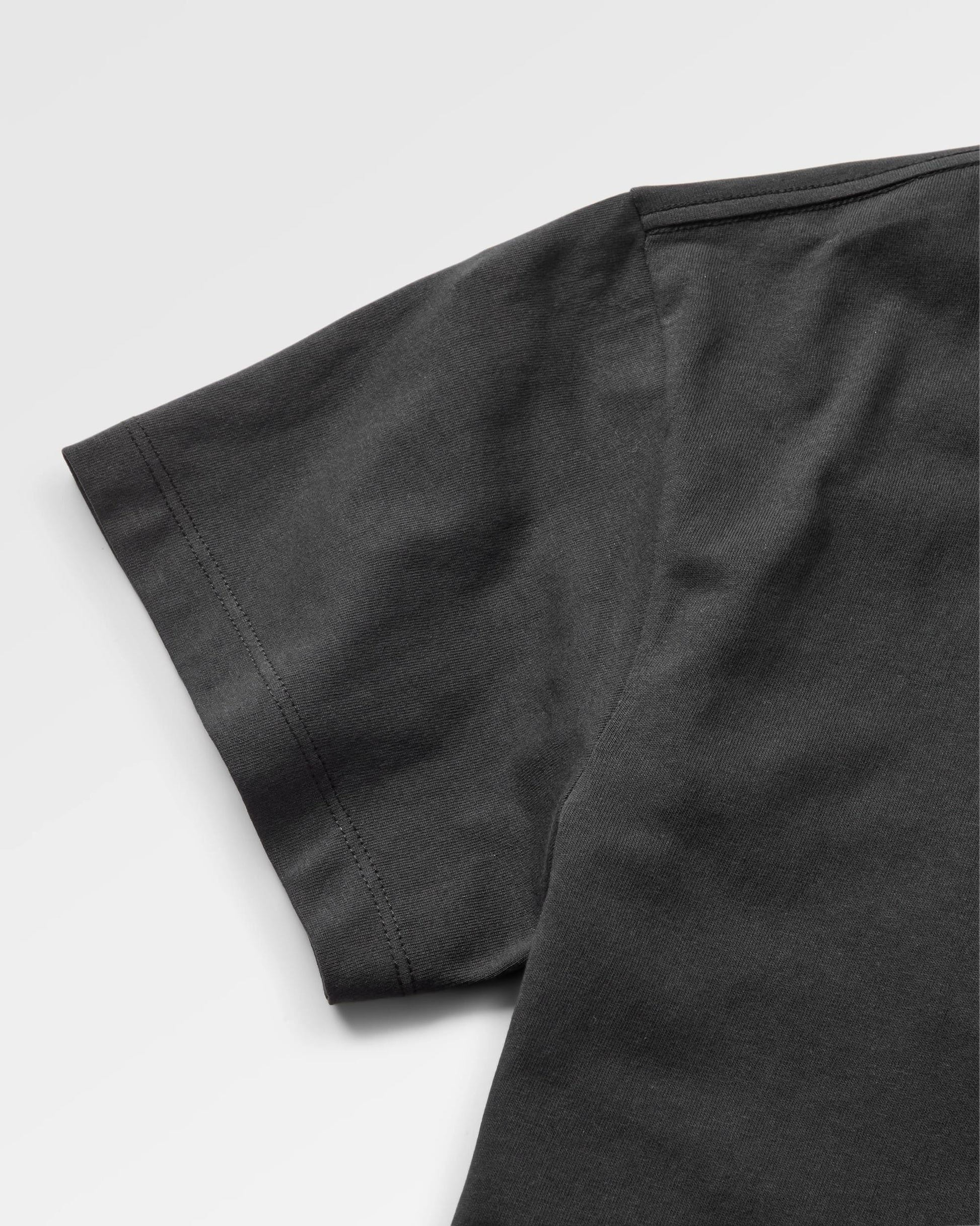 Elbio Recycled Relaxed Fit T-Shirt - Black - Flatlay