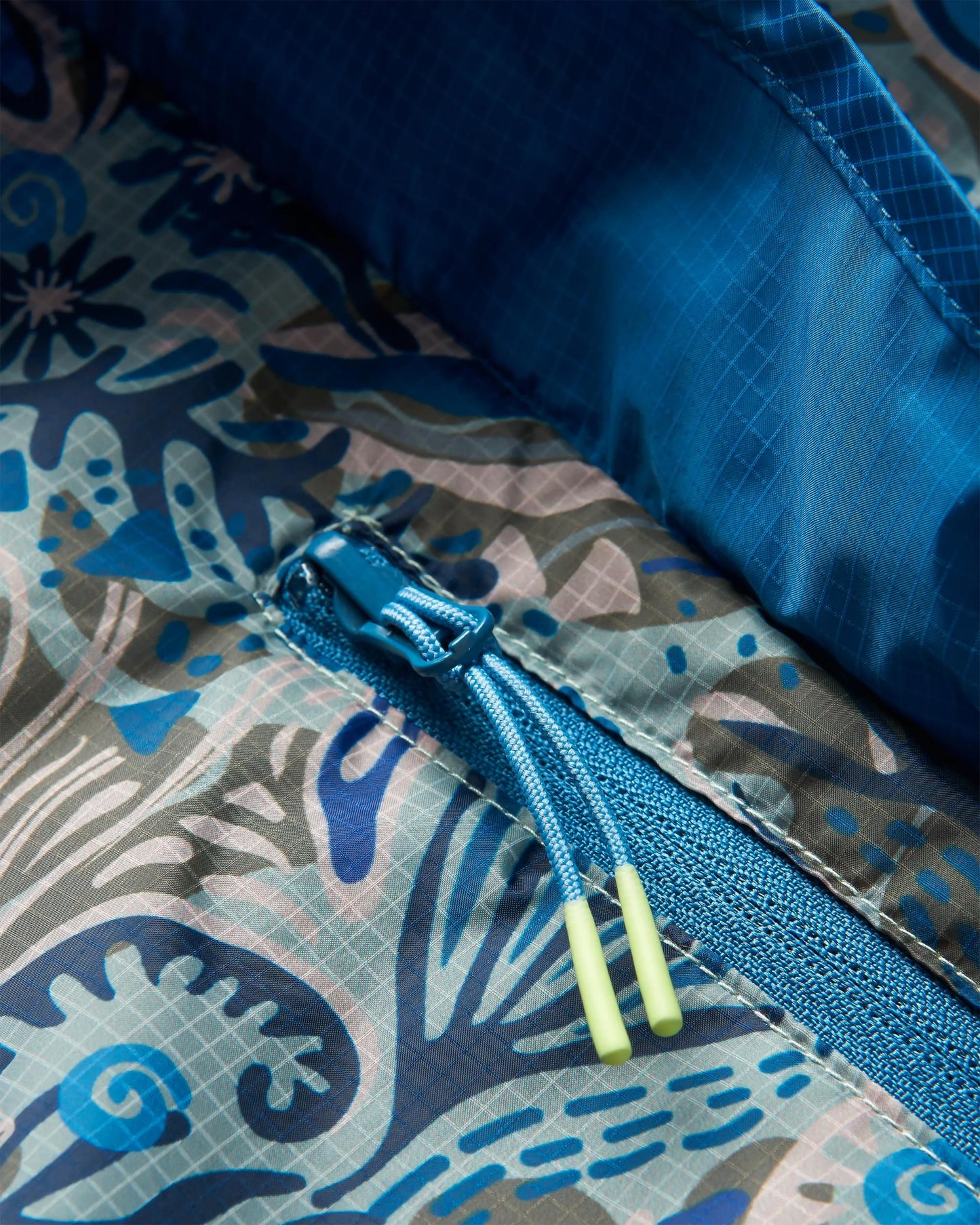 Gusto Recycled Windshell Anorak - Abstract Seaweed Pistachio - Flatlay