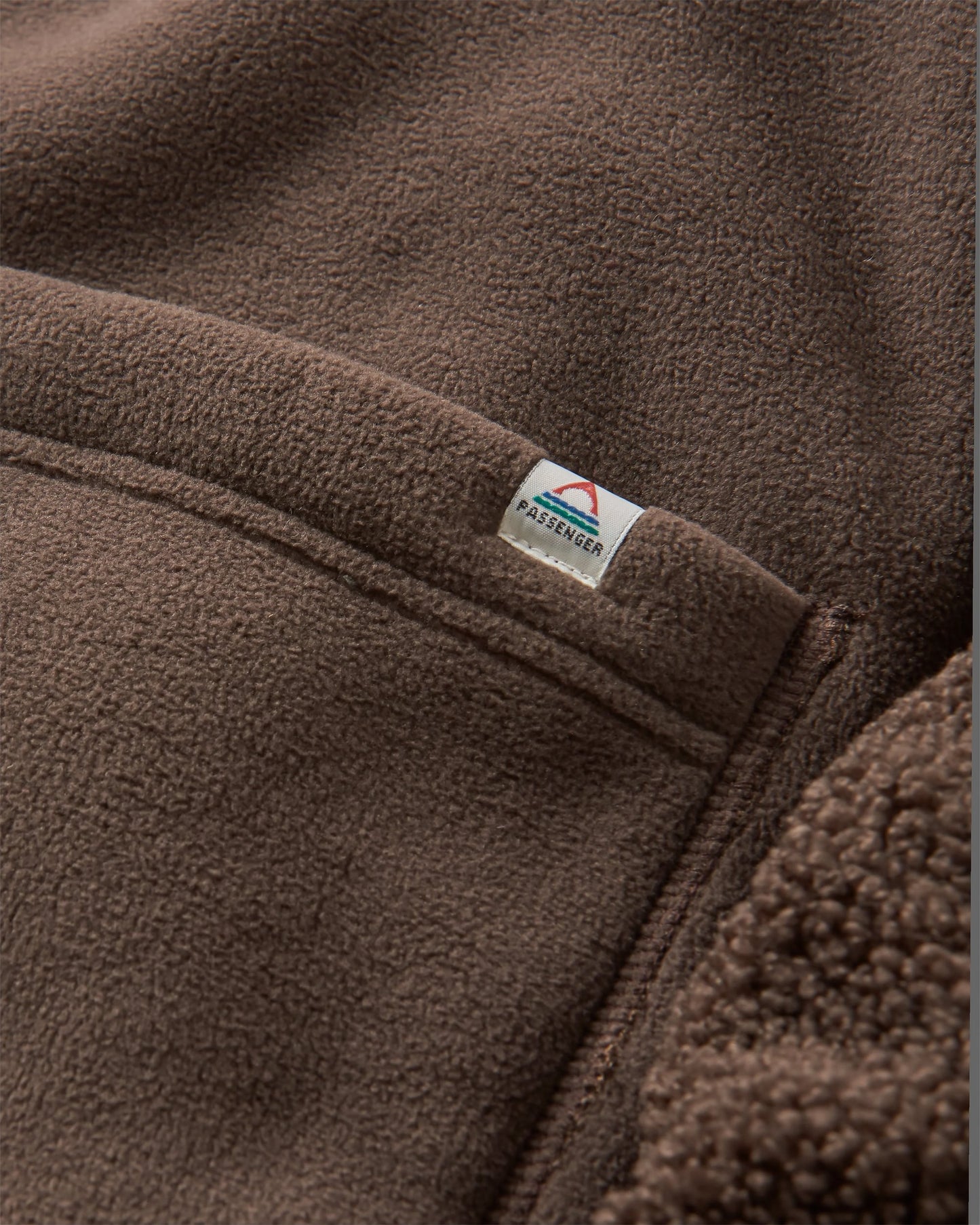 Nash Recycled Fleece - Coffee - Flatlay