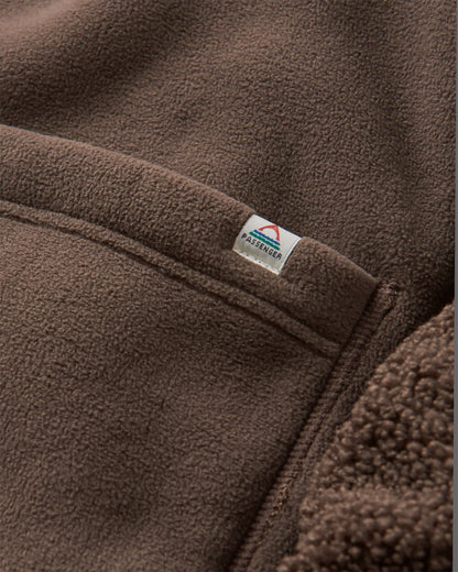 Nash Recycled Fleece - Coffee - Flatlay